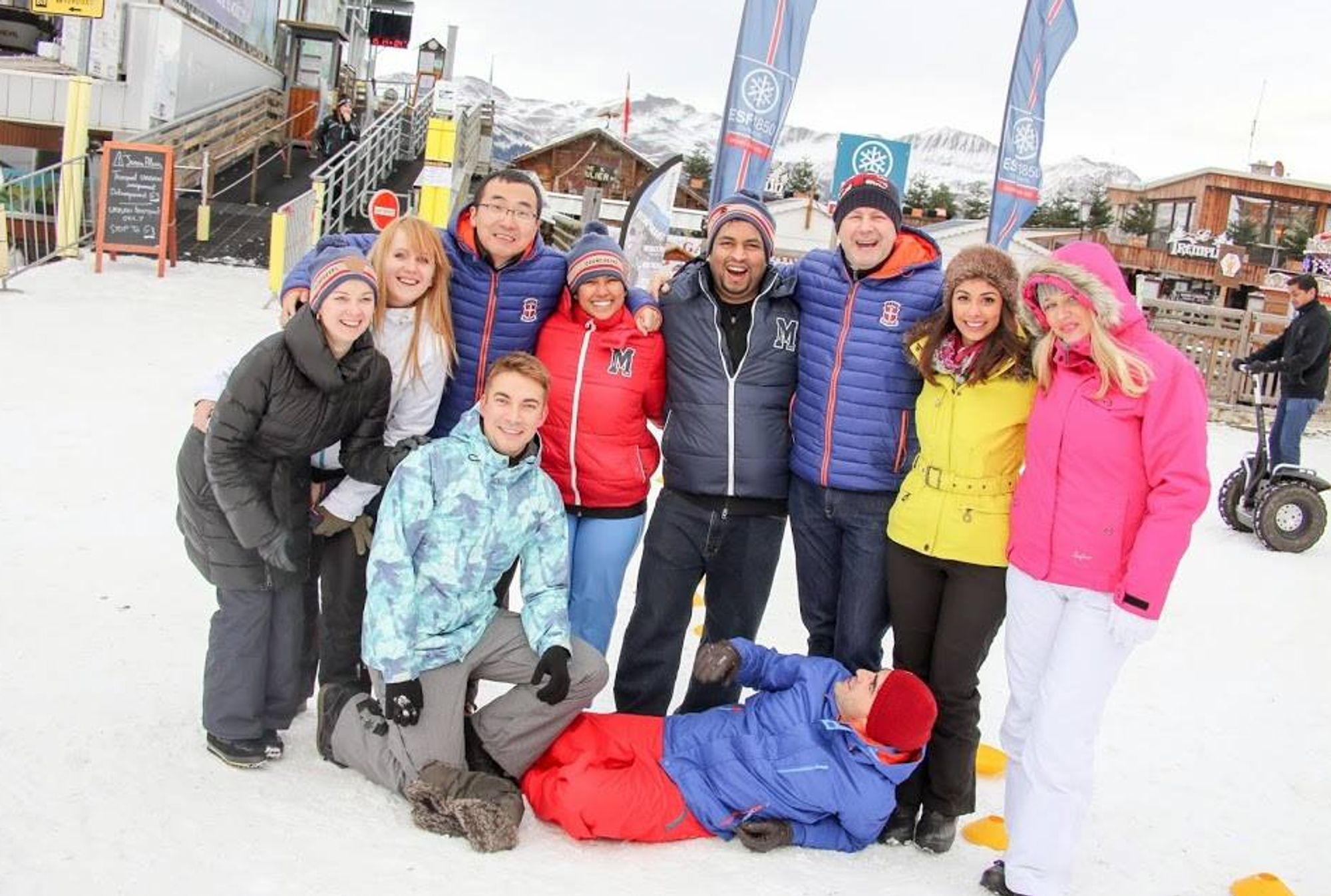 Après-ski activities and entertainment offerings
