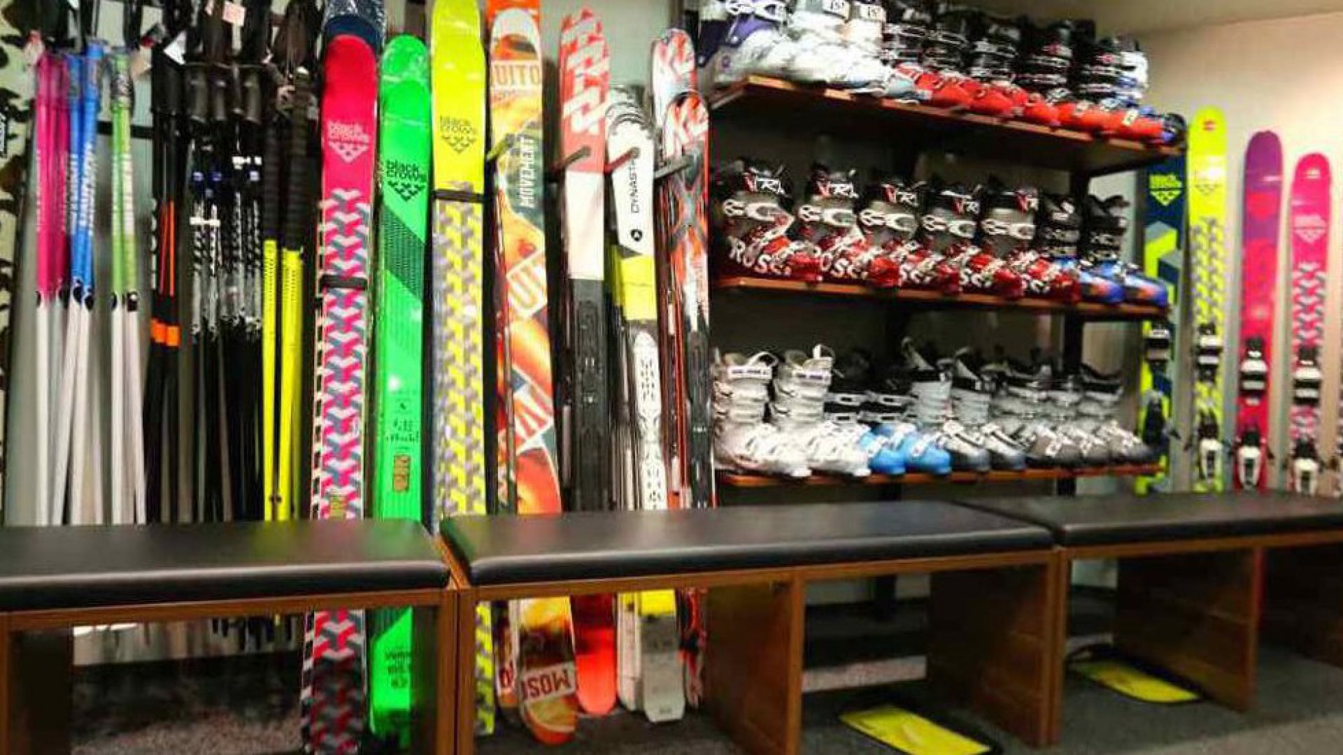 Win A Free Pair Of Skis!! - Book With Us Before 30th November Win A Free Pair Of Skis!! - Book With Us Before 30th November